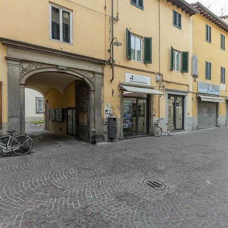 Lucca - Piazza Dell'Anfiteatro Central Apartment! Exterior photo