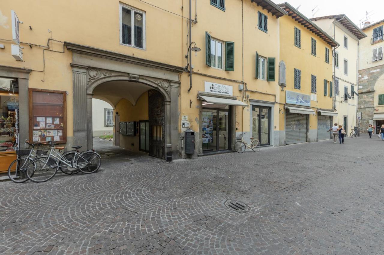 Lucca - Piazza Dell'Anfiteatro Central Apartment! Exterior photo